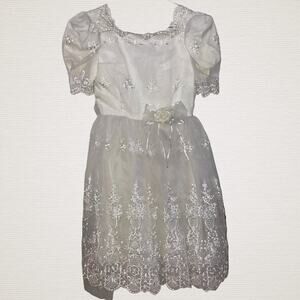 Vintage Storybook Heirlooms White Dress Sz 8